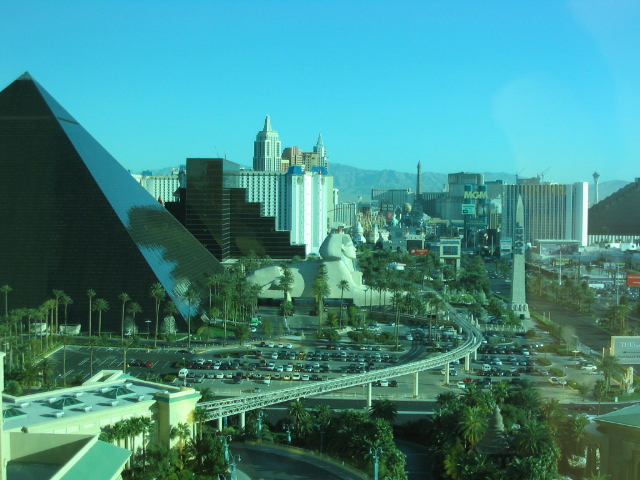 MarchMadness2004pic002.jpg